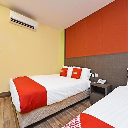 Capital O 90574 Hotel Glo Kuala Lumpur Extérieur photo